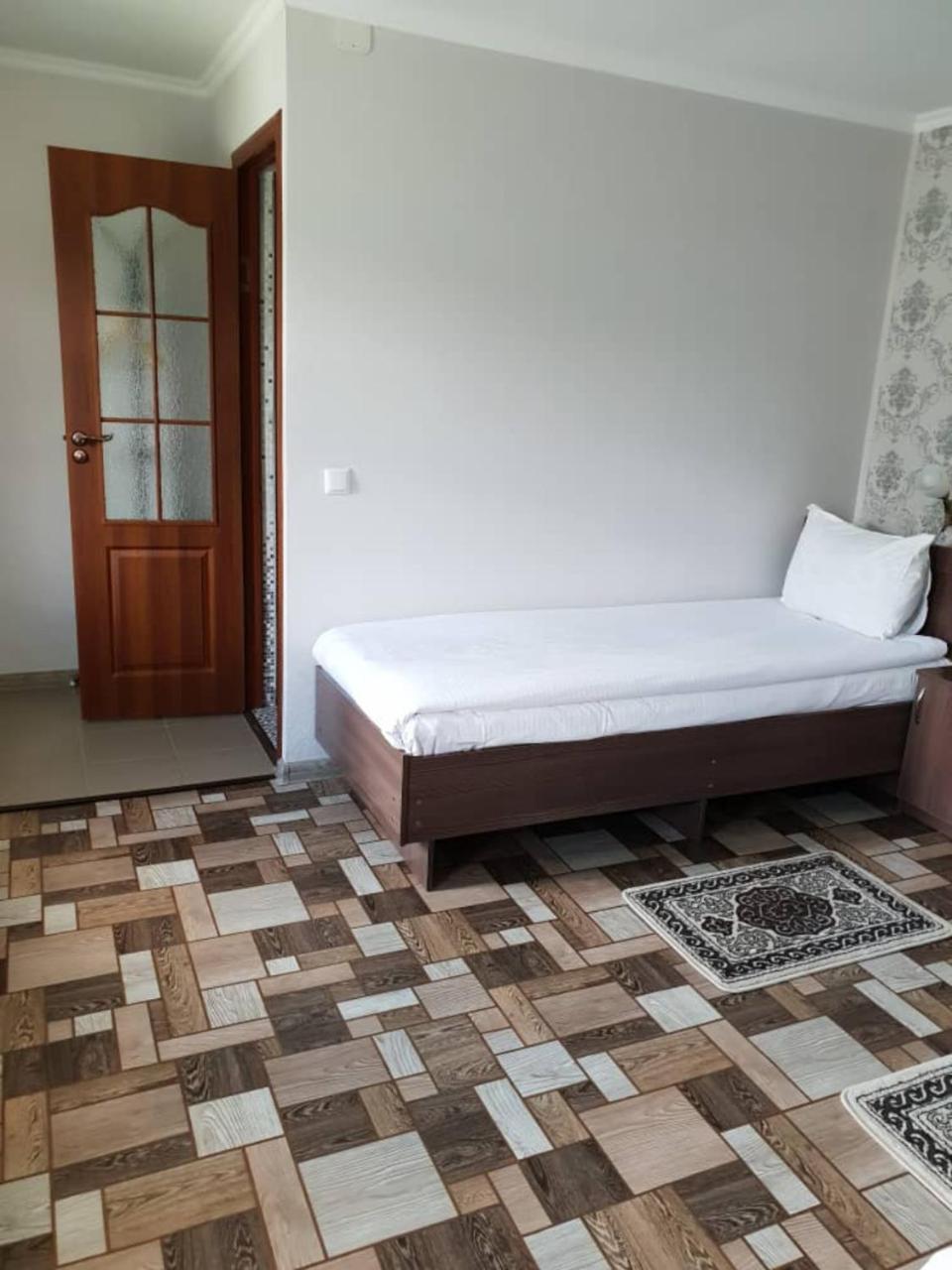 Datka Guest House Naryn Extérieur photo